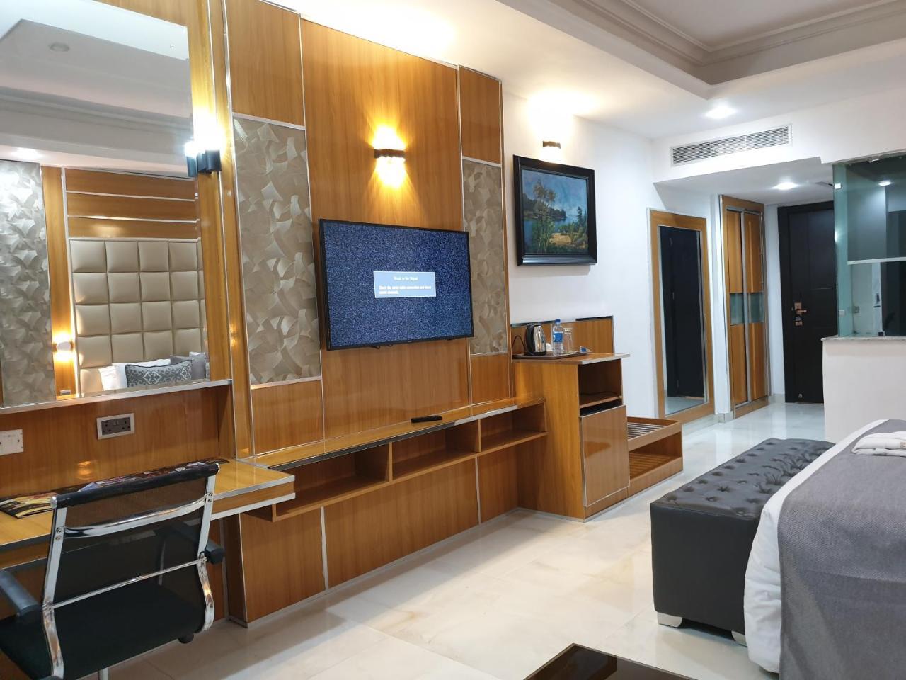Caesar'S Luxury Hotel เลกกี ภายนอก รูปภาพ