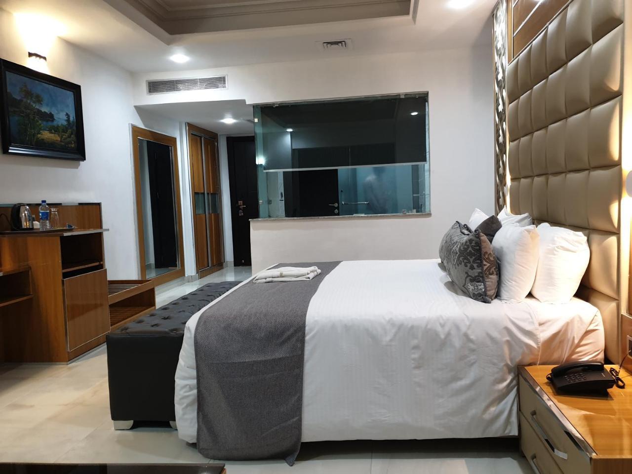 Caesar'S Luxury Hotel เลกกี ภายนอก รูปภาพ