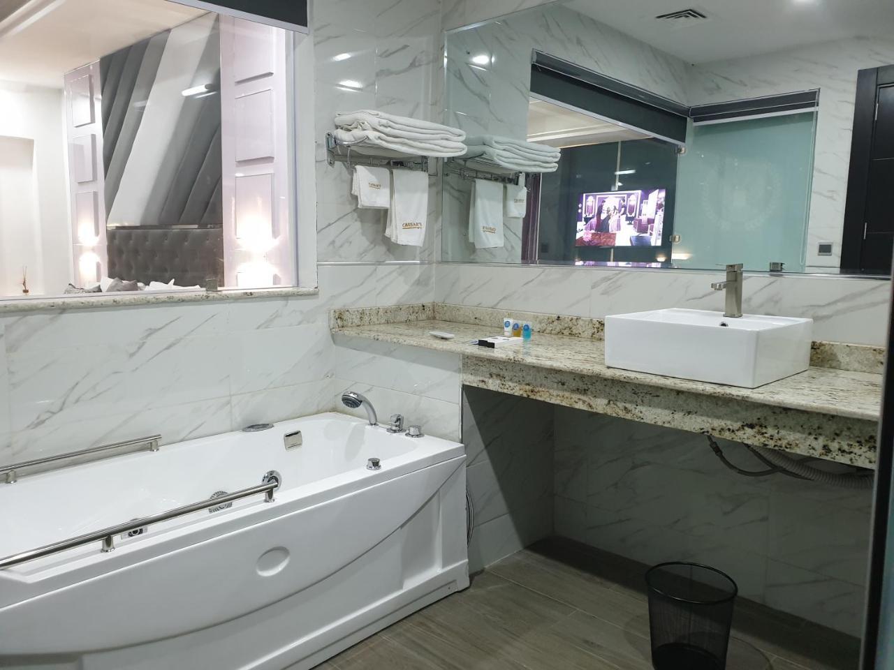 Caesar'S Luxury Hotel เลกกี ภายนอก รูปภาพ