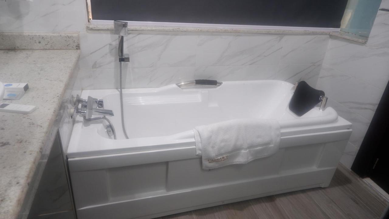 Caesar'S Luxury Hotel เลกกี ภายนอก รูปภาพ